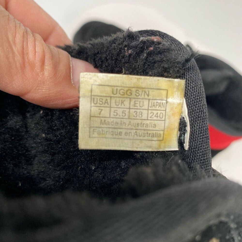 UGG boots Big boys size 7 with laces and logo in black and red with checkered. - Picture 4 of 13